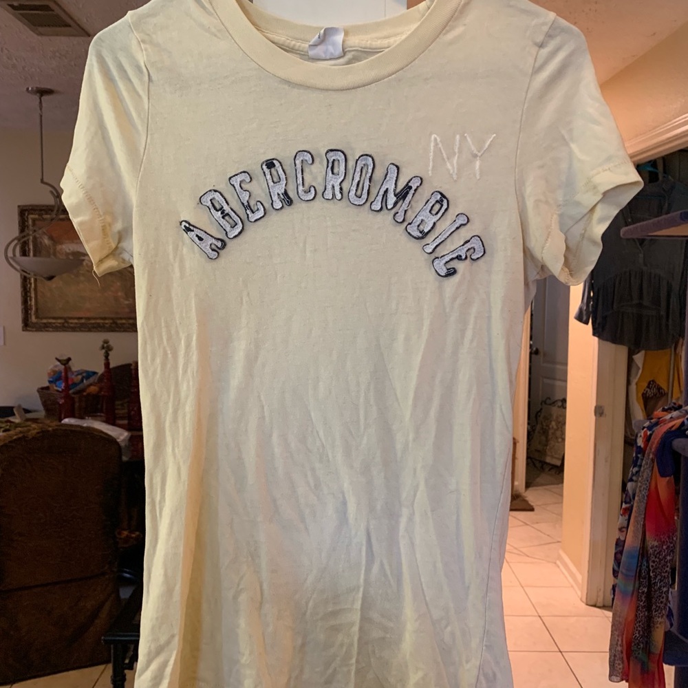 Abercrombie t shirt
